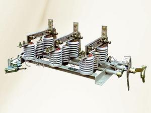 GN24-12D 型户内高压交流隔离开关